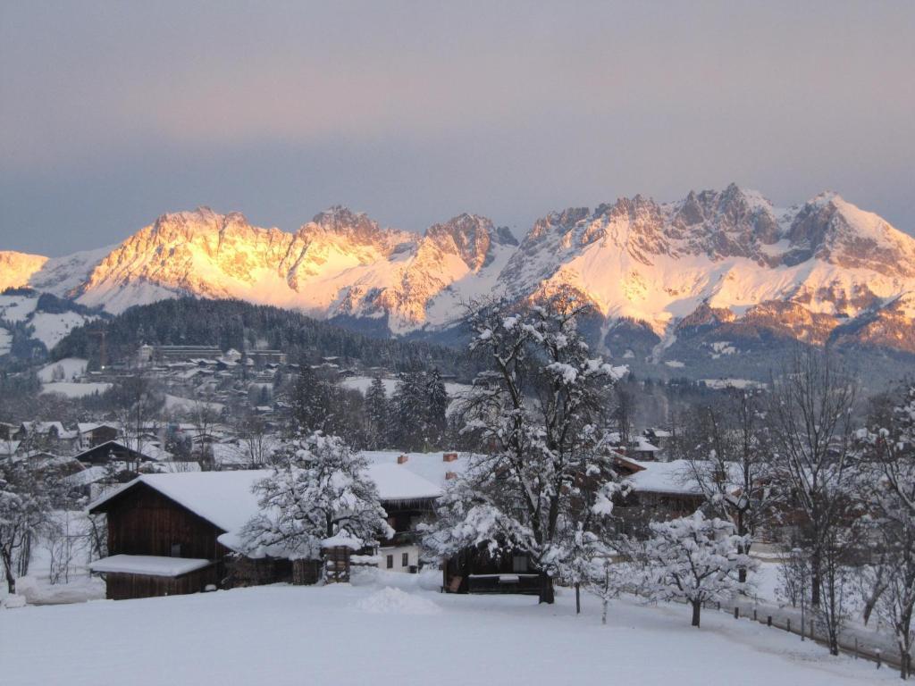 Haus Friedl Hotel Kitzbuhel Ngoại thất bức ảnh