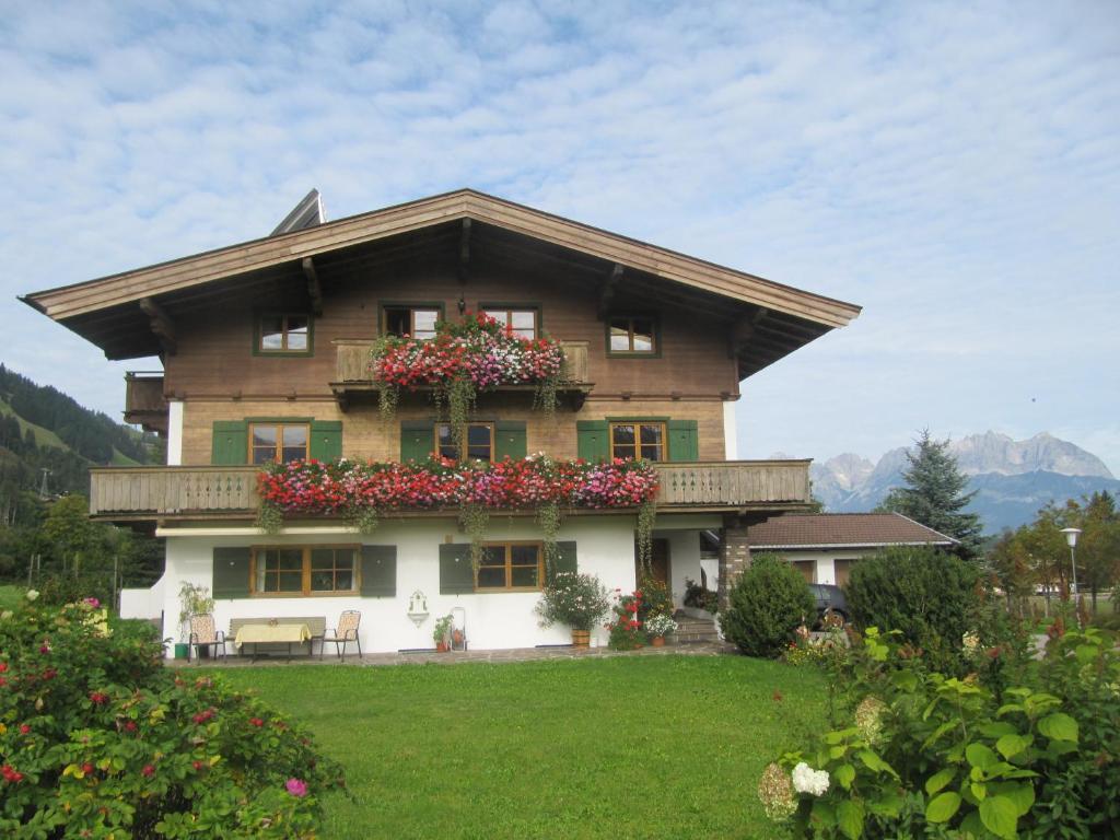 Haus Friedl Hotel Kitzbuhel Ngoại thất bức ảnh
